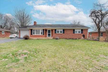 1021 Araphaho Trl Frankfort, KY 40601