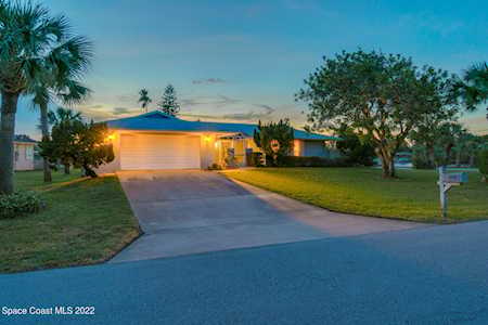 360 Lakeview Drive Melbourne Beach, FL 32951