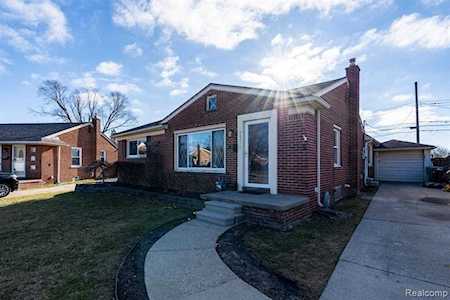 30211 Windsor St Garden City, MI 48135