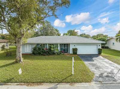 10610 NW 41st St Coral Springs, FL 33065