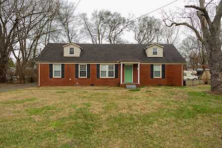 2011 Rogers St Murfreesboro, TN 37130