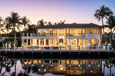 7300 NE Bay Cove Ct Boca Raton, FL 33487