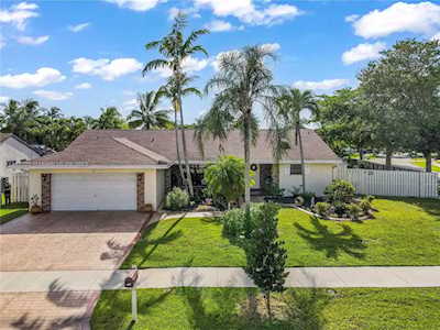 691 Blue Ridge Way Davie, FL 33325