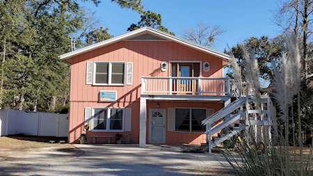 427 Blockade Dr. Pawleys Island, SC 29585