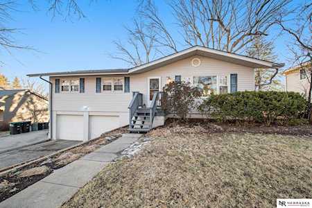 9907 Pasadena Ave Omaha, NE 68124