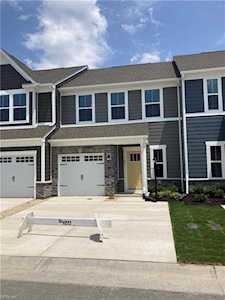 1603 Whistling Rd Chesapeake, VA 23323