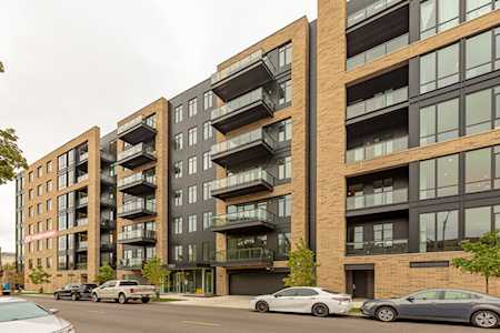 1701 W Webster Ave #702 Chicago, IL 60614