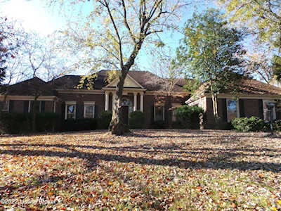 7000 New Bern Ct Prospect, KY 40059