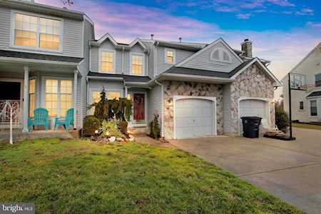 1172 Meadows Dr Williamstown, NJ 08094