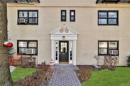 68 Manchester Road #2R Eastchester, NY 10709