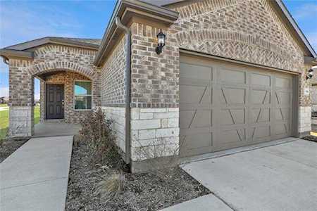 936 Hidden Eddy Drive McKinney, TX 75071