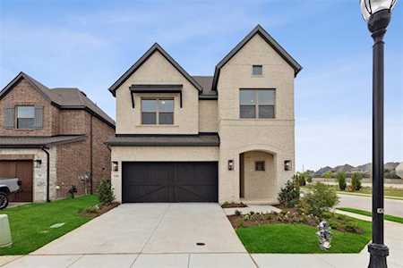 739 Red Fork Drive Lewisville, TX 75056