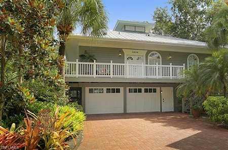 3824 Survey Cir Bonita Springs, FL 34134