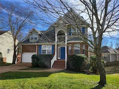 2808 Castling Crossing Williamsburg, VA 23185