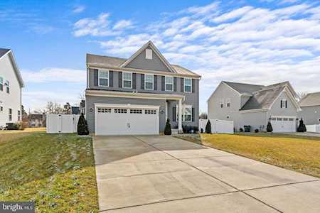 204 Spring Beauty Dr Williamstown, NJ 08094