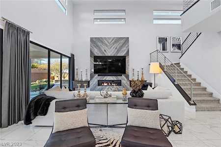 44 Olive Ridge Dr Las Vegas, NV 89135