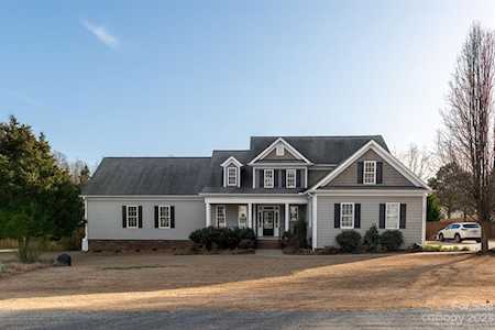 205 Shepherds Bluff Dr Mooresville, NC 28115