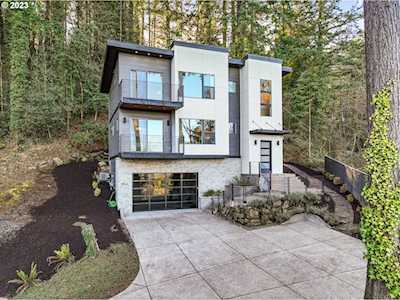 19145 View DR West Linn, OR 97068
