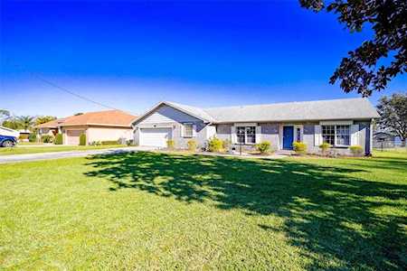 322 Paradise Island Dr Haines City, FL 33844