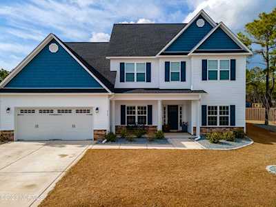 917 Needlerush Road Sneads Ferry, NC 28460