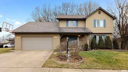 6303 N Heather Oak Dr Peoria, IL 61615