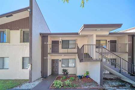 144 S Laurel Dr #605 Margate, FL 33063