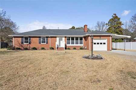 4008 Pinta Dr Chesapeake, VA 23321