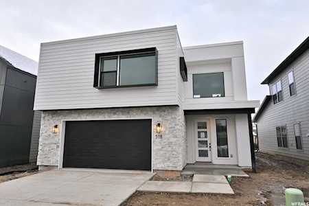 518 W 620 N Centerville, UT 84014