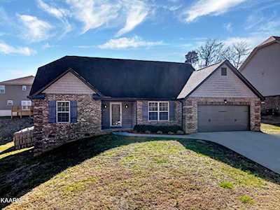2412 Chimney Rock Ln Knoxville, TN 37920