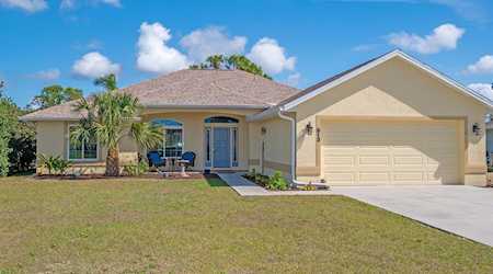 813 Boundary Blvd Rotonda West, FL 33947