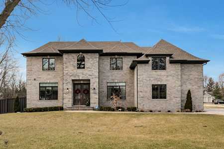30 Pine Tree Rd Northbrook, IL 60062