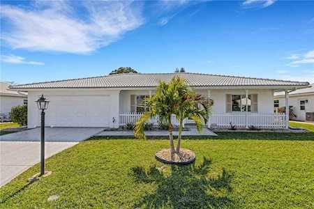 4504 Lakewood Ave Bradenton, FL 34208