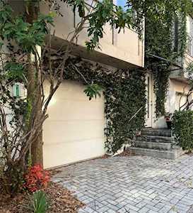 102 Fareham PLACE N St. Petersburg, FL 33701