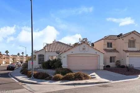 6649 Buckingham Dr Las Vegas, NV 89108