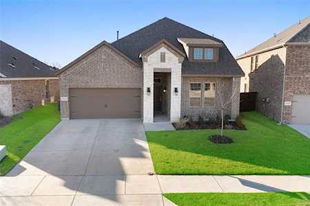 1444 Green Valley Way Celina, TX 75009