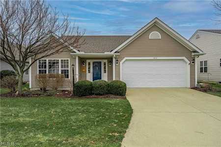 1417 Hollow Wood Ln Avon, OH 44011