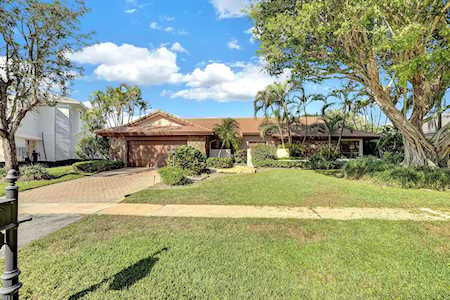 16900 River Birch Circle Delray Beach, FL 33445