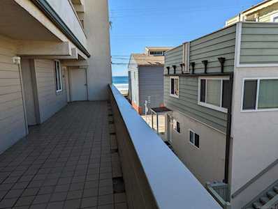 725 Redondo #22 San Diego, CA 92109