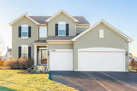 3482 Fletcher Ln Aurora, IL 60506
