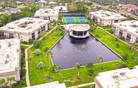 788 Park Shore Dr #D27 Naples, FL 34103