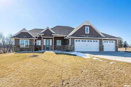 18107 271st St Long Grove, IA 52756