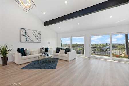 18776 Winnwood Ln North Tustin, CA 92705