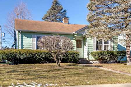 415 Prairie Ave Libertyville, IL 60048