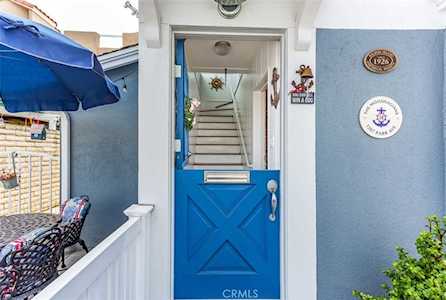 1207 Park Ave Newport Beach, CA 92662
