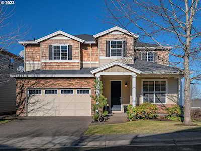 8482 SW Hayden DR Beaverton, OR 97007