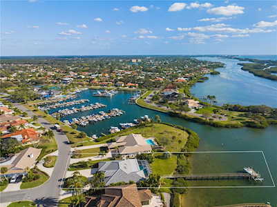 349 Yacht Harbor Dr Osprey, FL 34229