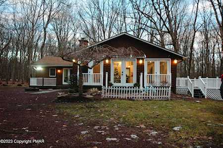 108 Tall Oak Rd Albrightsville, PA 18210
