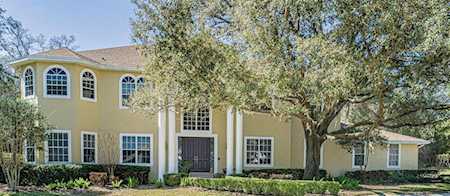686 Richmond Close Tarpon Springs, FL 34688