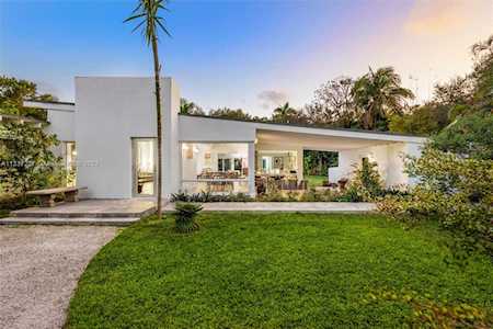 7750 SW 118th St Pinecrest, FL 33156