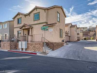 10617 Bear Lodge Ct Las Vegas, NV 89129
